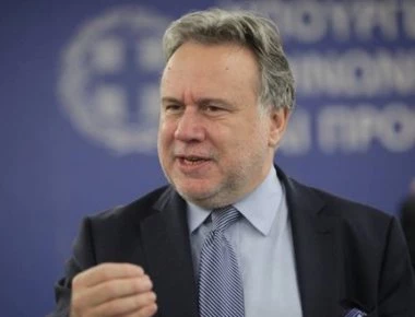 «Θα φύγουν περισσότεροι μετανάστες από όσοι θα έρθουν πίσω» αναφέρει ο Κατρούγκαλος